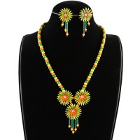Paddy Necklace in Green Color