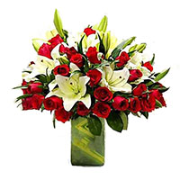 Online Valentine Flowers to Delhi
