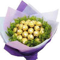Ferrero Rocher Bouquet : Send Gifts to Andrews Ganj