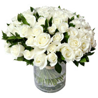 Flowers to Delhi : 50 White Roses Vase