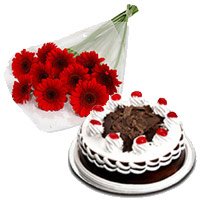 Black Forest Cake : Flowers to Delhi