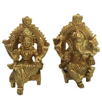 Idols Gifts Delivery in Delhi