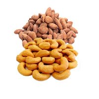 Anniversary Gifts Delivery to Delhi : 500gm Roasted Cashew and 500gm Roasted Almonds