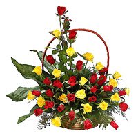Send Online New Year Flowers to Delhi